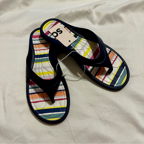 Colorful Striped Flip Flops - Picture 3 of 6